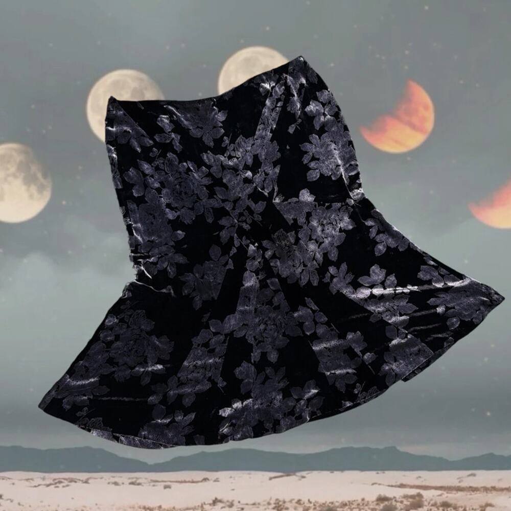 Black Floral Velvet Midi Skirt 16W | Whimsigoth Romantic Goth - Picture 2 of 7